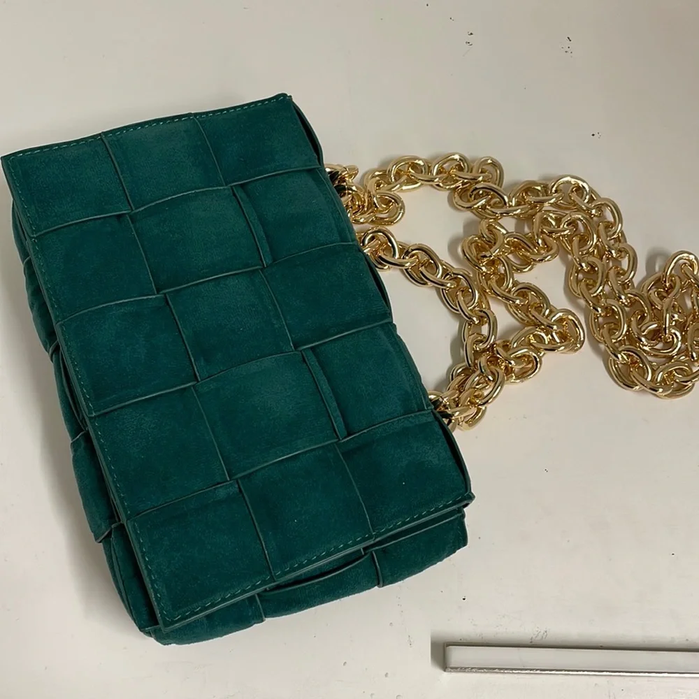 Padded cassette bag velvet green emerald gold chain - Picture 1 of 5